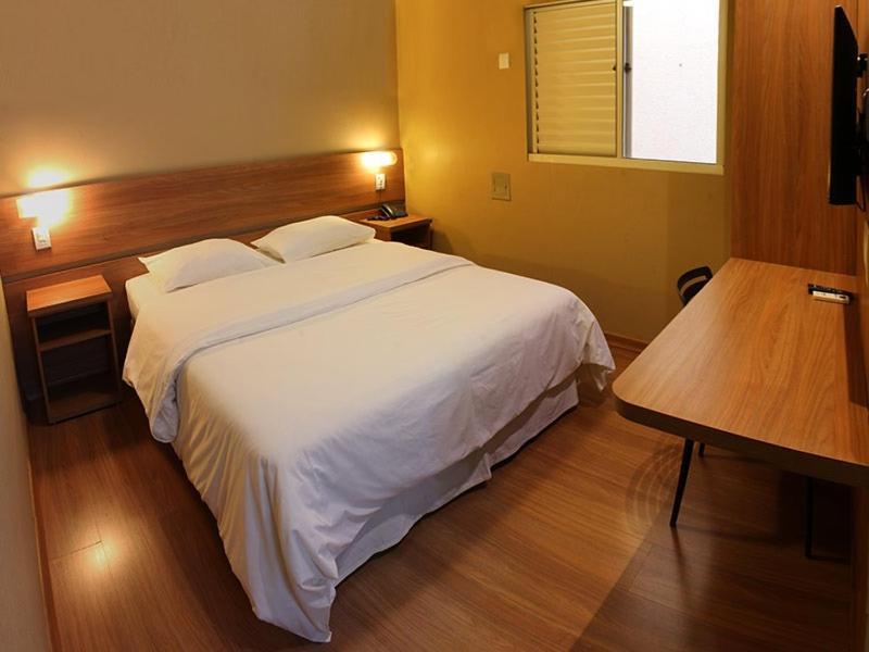 Hotel Bernal