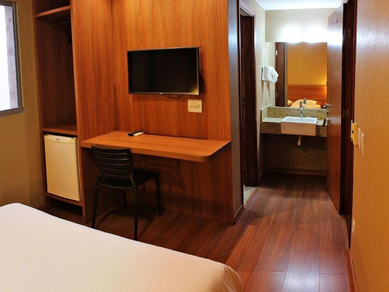 Bernal Hotel Ituiutaba