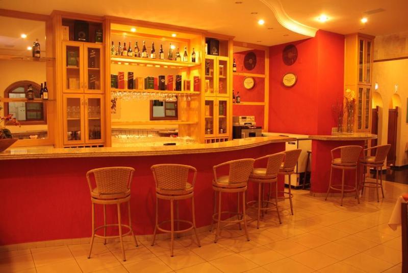 Hotel Bernal 3*